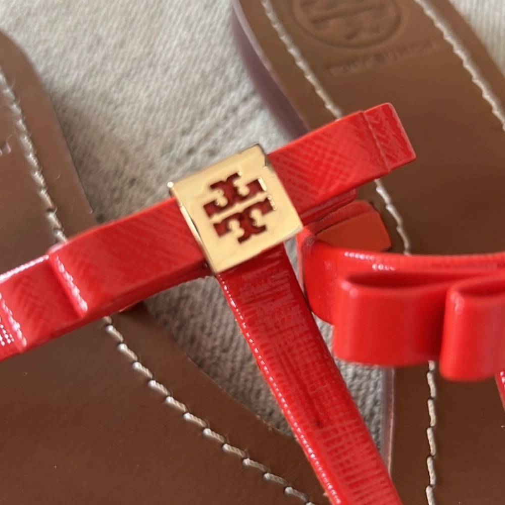 Tory Burch Patent Leather Orange Leighanne Bow Thong size 9 EUC - Picture 4 of 6